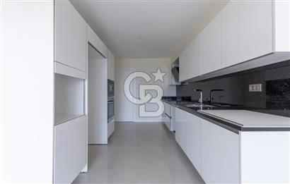 Bostalı Yıllar Apartmanında Sıfır Bina 3+1 Kiralık Yalı Dairesi