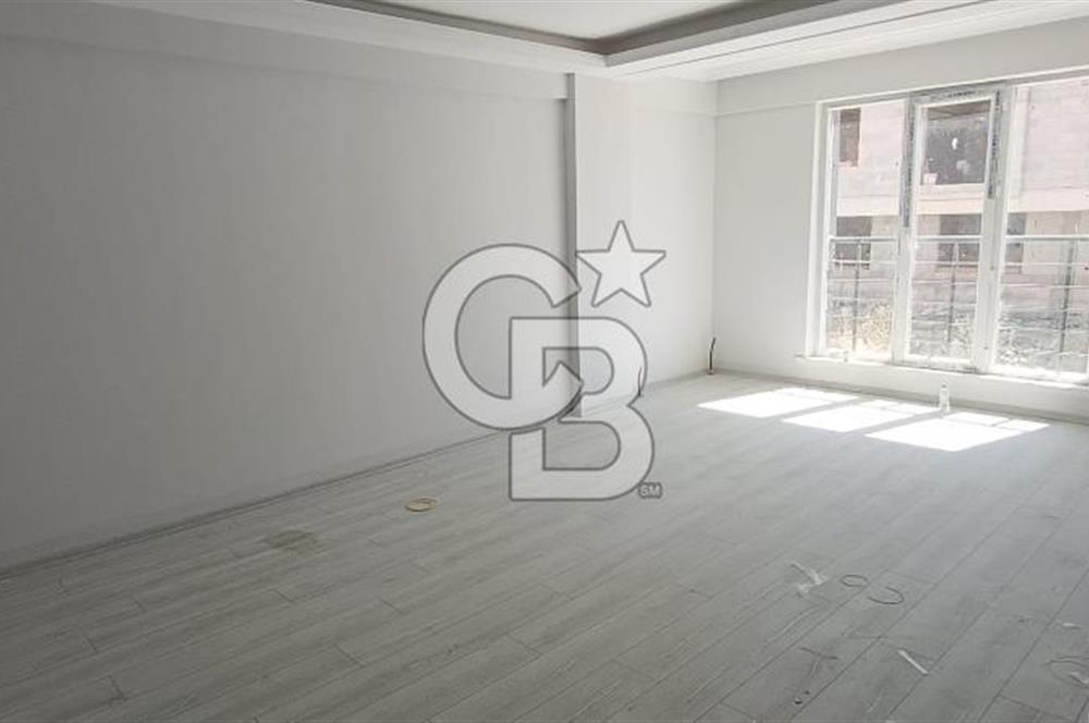 AKYURTTA SIFIR BİNADA CADDE CEPHELİ GENİŞ 3+1 DAİRE