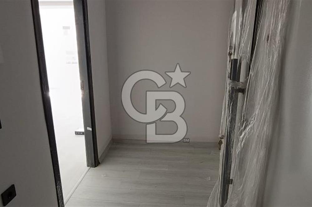 AKYURTTA SIFIR BİNADA CADDE CEPHELİ GENİŞ 3+1 DAİRE