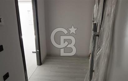 AKYURTTA SIFIR BİNADA CADDE CEPHELİ GENİŞ 3+1 DAİRE