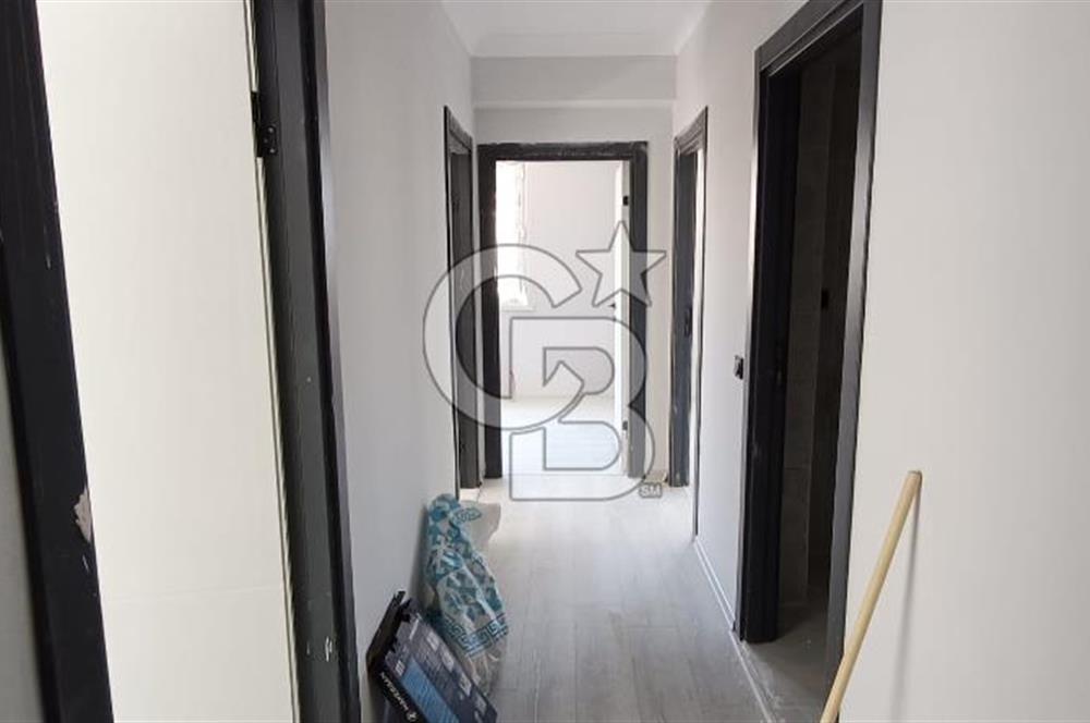 AKYURTTA SIFIR BİNADA CADDE CEPHELİ GENİŞ 3+1 DAİRE