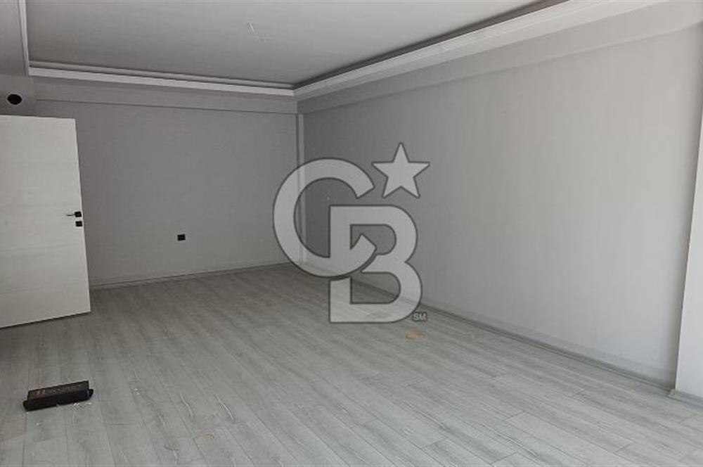 AKYURTTA SIFIR BİNADA CADDE CEPHELİ GENİŞ 3+1 DAİRE