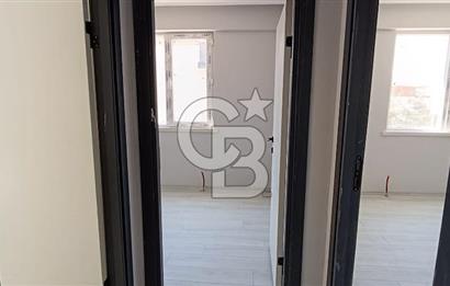 AKYURTTA SIFIR BİNADA CADDE CEPHELİ GENİŞ 3+1 DAİRE