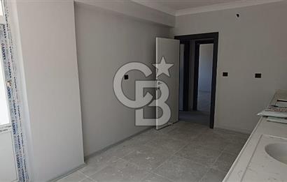 AKYURTTA SIFIR BİNADA CADDE CEPHELİ GENİŞ 3+1 DAİRE