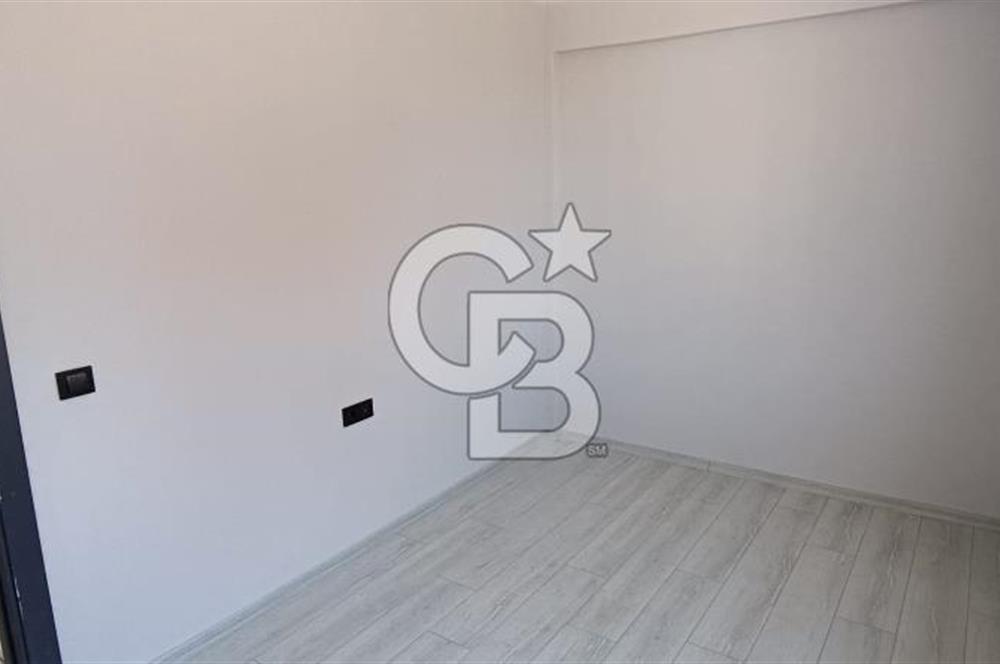 AKYURTTA SIFIR BİNADA CADDE CEPHELİ GENİŞ 3+1 DAİRE