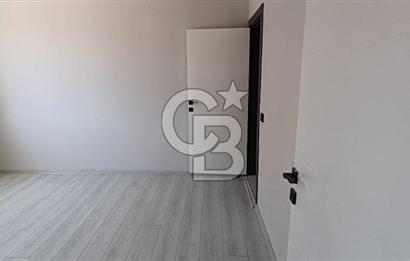 AKYURTTA SIFIR BİNADA CADDE CEPHELİ GENİŞ 3+1 DAİRE
