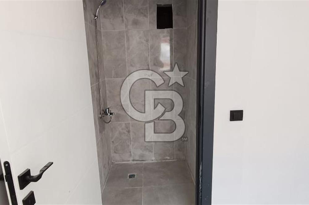 AKYURTTA SIFIR BİNADA CADDE CEPHELİ GENİŞ 3+1 DAİRE