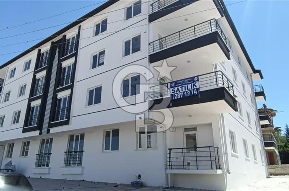 AKYURTTA SIFIR BİNADA CADDE CEPHELİ GENİŞ 3+1 DAİRE
