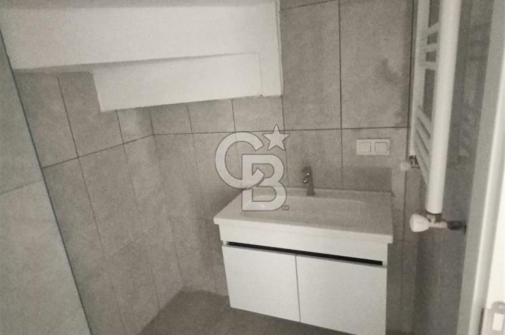 Üsküdar Barbaros'ta Kiralık 3+2 Geniş Çatı Dubleksi