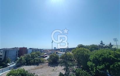 Üsküdar Barbaros'ta Kiralık 3+2 Geniş Çatı Dubleksi