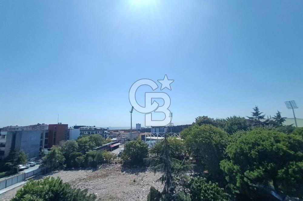 Üsküdar Barbaros'ta Kiralık 3+2 Geniş Çatı Dubleksi