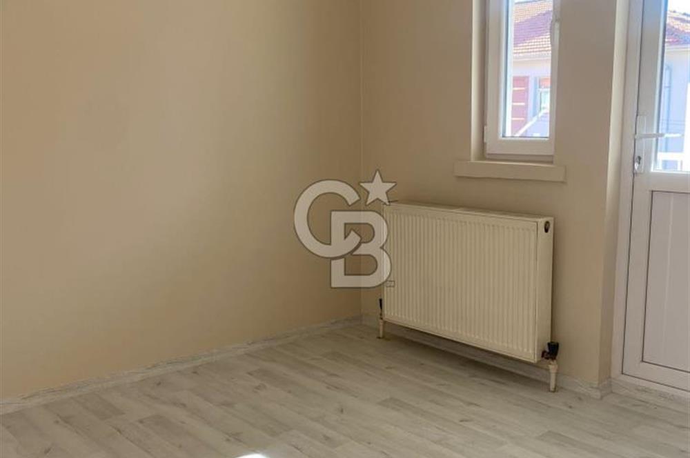 OĞUZLAR MAHALLESİNDE İÇİ YENİ YAPILI KİRALIK 3+1 DAİRE
