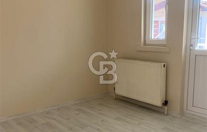 OĞUZLAR MAHALLESİNDE İÇİ YENİ YAPILI KİRALIK 3+1 DAİRE