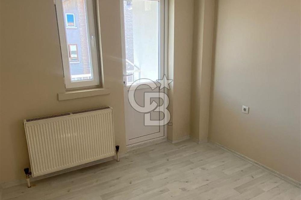 OĞUZLAR MAHALLESİNDE İÇİ YENİ YAPILI KİRALIK 3+1 DAİRE