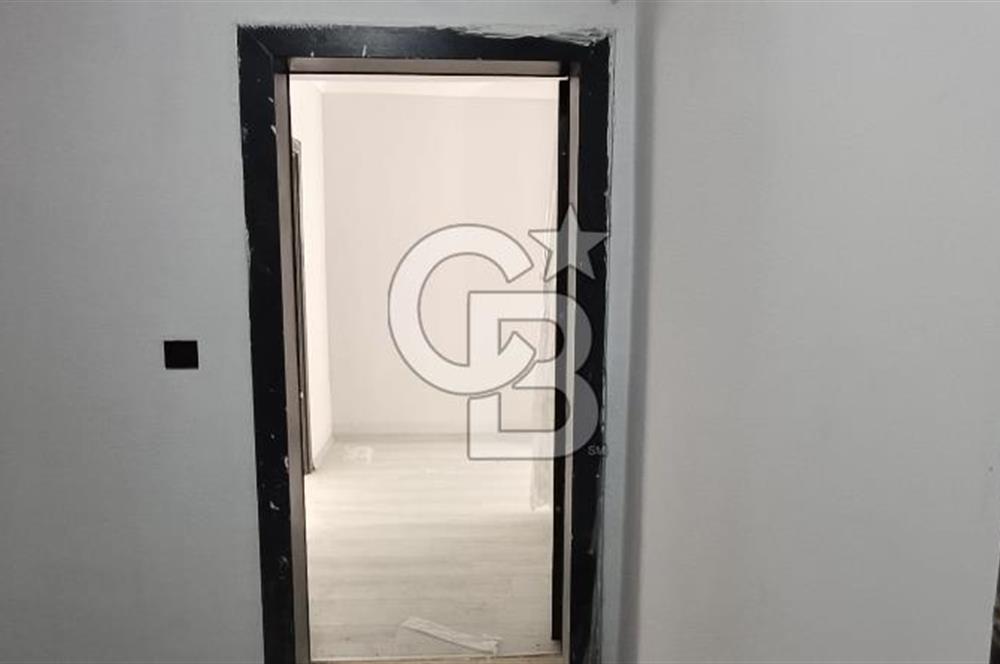 AKYURTTA SIFIR BİNADA CADDE CEPHELİ GENİŞ 3+1 DAİRE