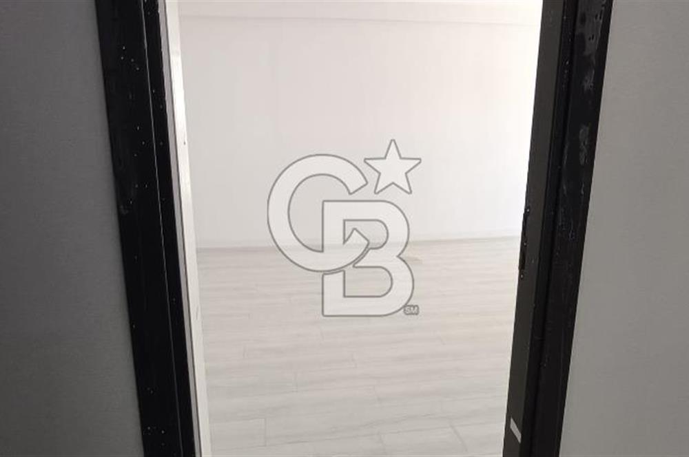 AKYURTTA SIFIR BİNADA CADDE CEPHELİ GENİŞ 3+1 DAİRE