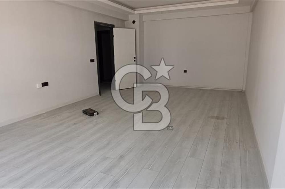 AKYURTTA SIFIR BİNADA CADDE CEPHELİ GENİŞ 3+1 DAİRE