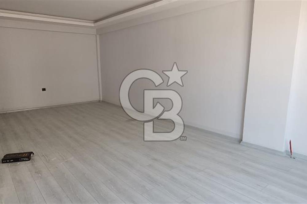 AKYURTTA SIFIR BİNADA CADDE CEPHELİ GENİŞ 3+1 DAİRE