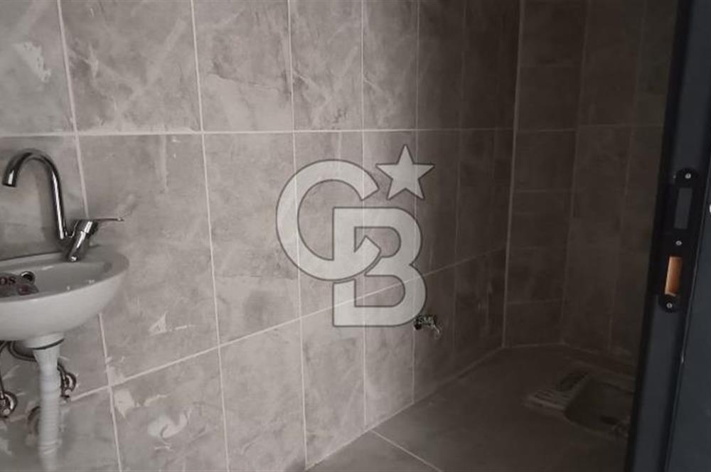 AKYURTTA SIFIR BİNADA CADDE CEPHELİ GENİŞ 3+1 DAİRE