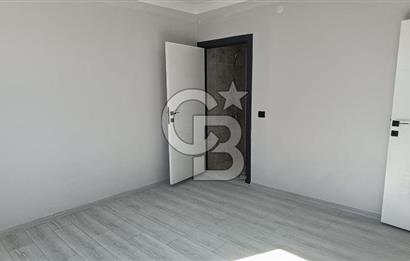 AKYURTTA SIFIR BİNADA CADDE CEPHELİ GENİŞ 3+1 DAİRE