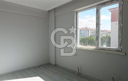 AKYURTTA SIFIR BİNADA CADDE CEPHELİ GENİŞ 3+1 DAİRE