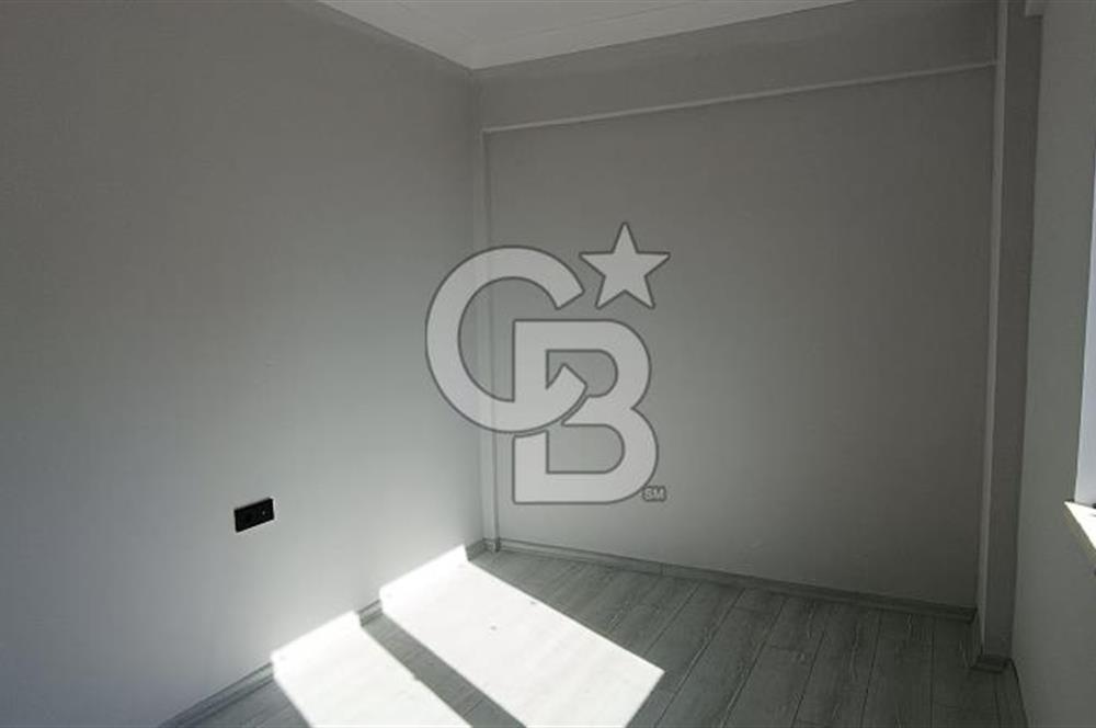AKYURTTA SIFIR BİNADA CADDE CEPHELİ GENİŞ 3+1 DAİRE