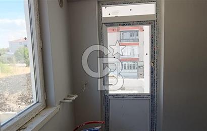 AKYURTTA SIFIR BİNADA CADDE CEPHELİ GENİŞ 3+1 DAİRE