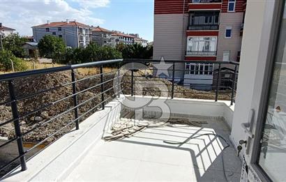 AKYURTTA SIFIR BİNADA CADDE CEPHELİ GENİŞ 3+1 DAİRE