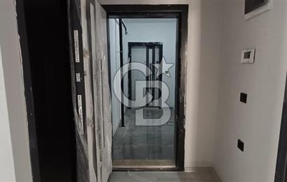 AKYURTTA SIFIR BİNADA CADDE CEPHELİ GENİŞ 3+1 DAİRE