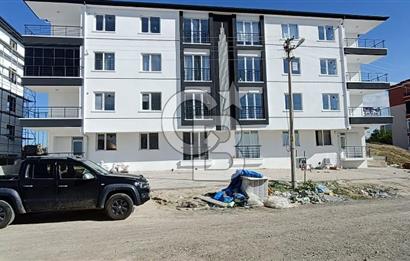 AKYURTTA SIFIR BİNADA CADDE CEPHELİ GENİŞ 3+1 DAİRE