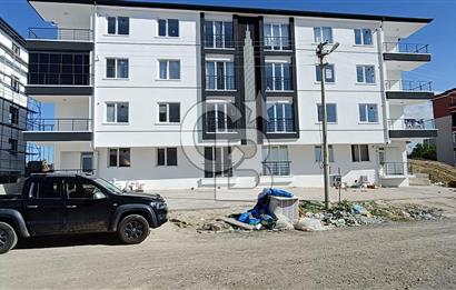 AKYURTTA SIFIR BİNADA CADDE CEPHELİ GENİŞ 3+1 DAİRE