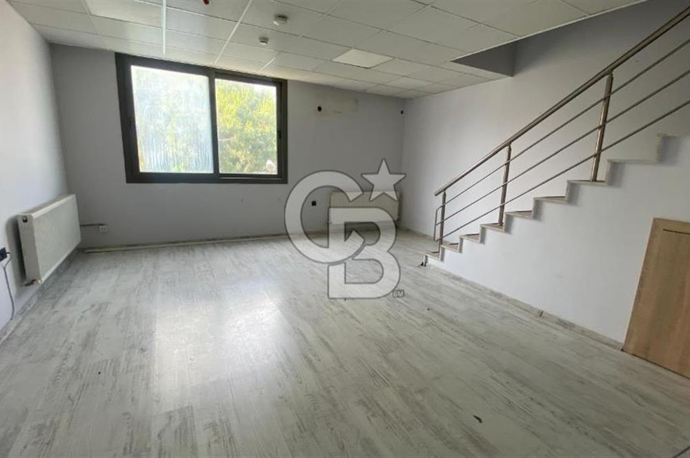 Karabağlar Bozyaka Mh.  By Office 232  İş Merkezinde Satılık Ofis