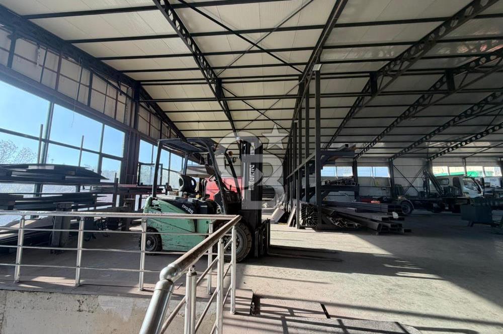 Büyükçekmece Karaağaç'ta 2500m2 arsa içinde 1650m2 kiralık depo