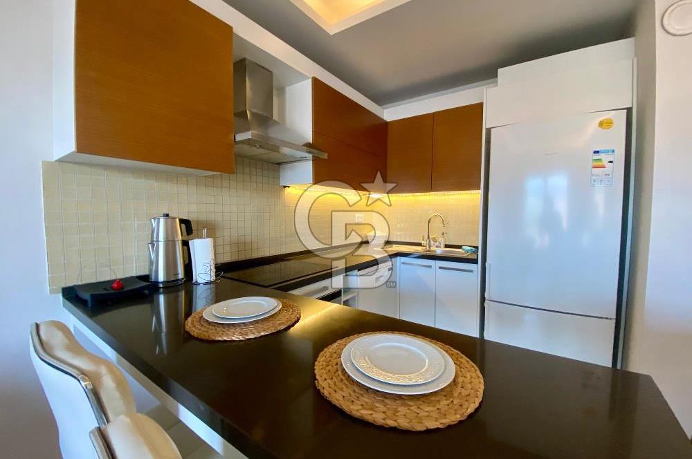 Narova 2. Etap' da Full Eşyalı Havuz Manzaralı Kiralık 1+1 Daire
