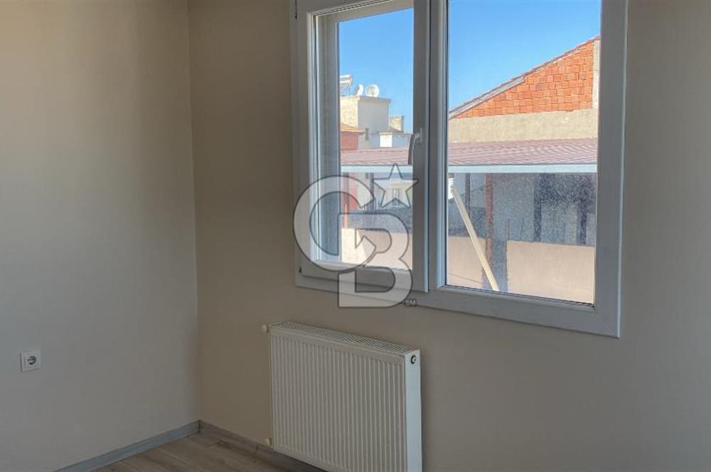 Menderes Cüneytbey'de Satılık Geniş Aydınlık 3+1 Daire