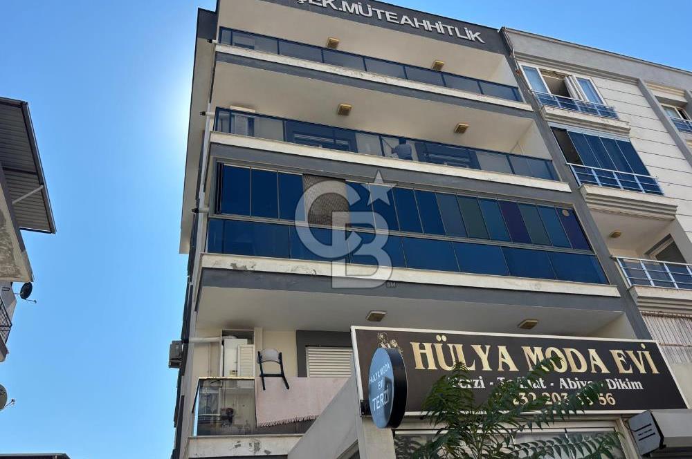 Menderes Cüneytbey'de Satılık Geniş Aydınlık 3+1 Daire