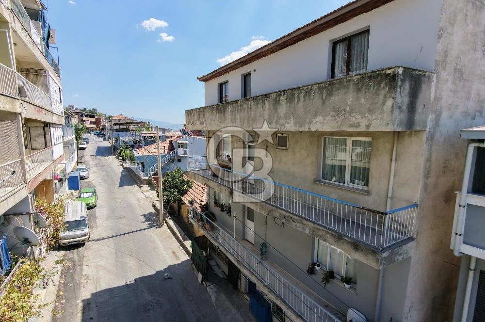 KARŞIYAKA CUMHURİYETTE SATILIK 3+1 / FİYAT DÜŞTÜ.