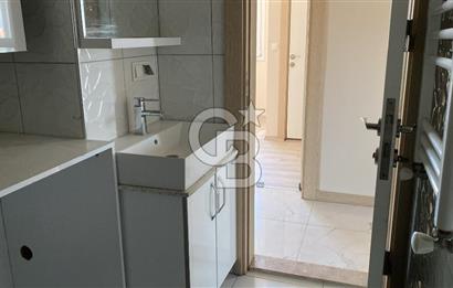 Menderes Cüneytbey'de Satılık Geniş Aydınlık 3+1 Daire