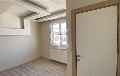 Menderes Cüneytbey'de Satılık Geniş Aydınlık 3+1 Daire