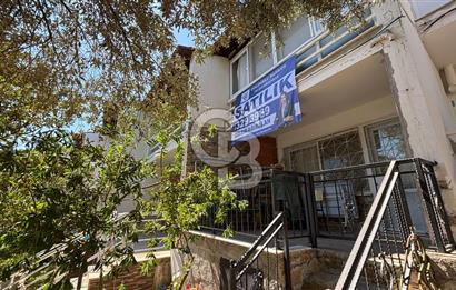 İzmir Yeni Foça Doktorlar Sitesi Satılık 2+1 Dubleks Villa CB PH