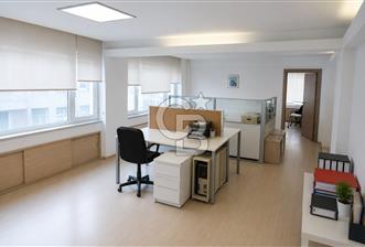 KADIKÖY KUŞDİLİ CADDESİN'DE KÖŞE KONUMLU KATTA TEK İŞ MERKEZİNDE  95 M2 SATILIK OFİS KATI - 4 - 352777