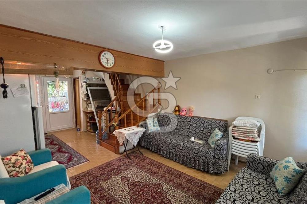 İzmir Yeni Foça Doktorlar Sitesi Satılık 2+1 Dubleks Villa CB PH