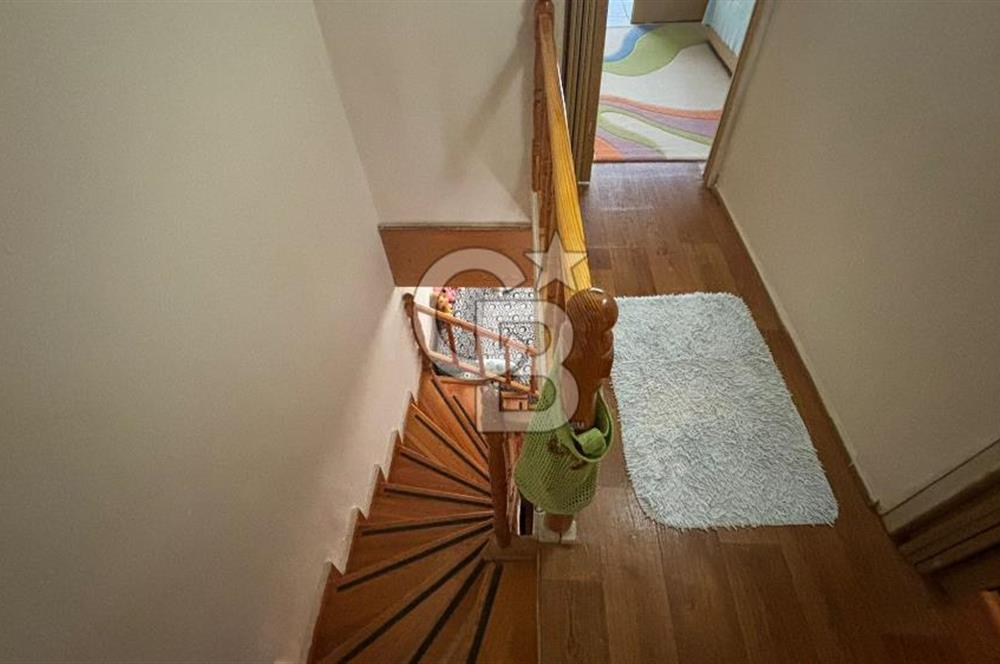 İzmir Yeni Foça Doktorlar Sitesi Satılık 2+1 Dubleks Villa CB PH
