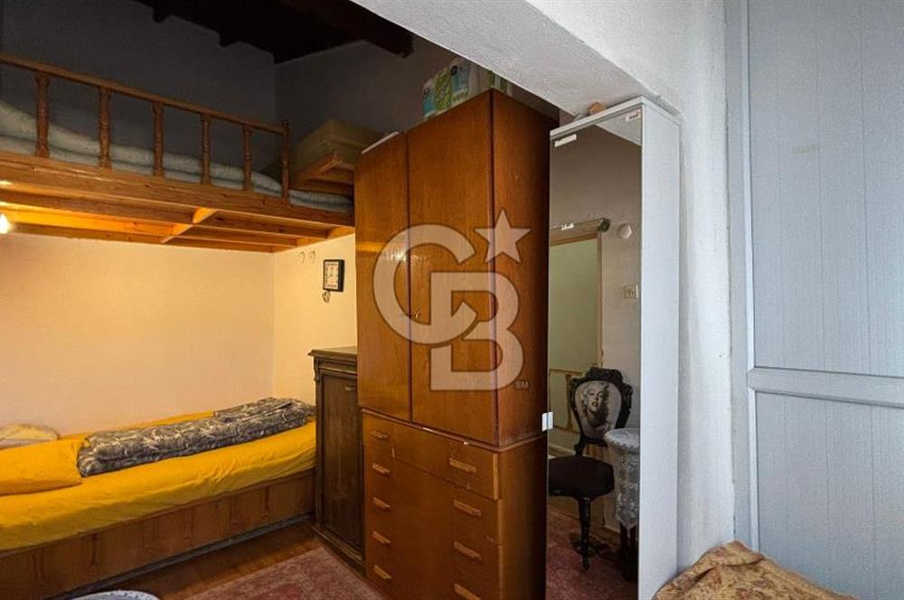 İzmir Yeni Foça Doktorlar Sitesi Satılık 2+1 Dubleks Villa CB PH