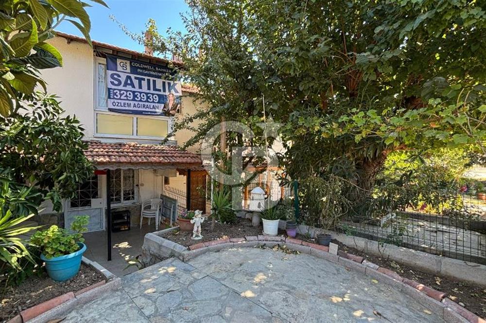 İzmir Yeni Foça Doktorlar Sitesi Satılık 2+1 Dubleks Villa CB PH