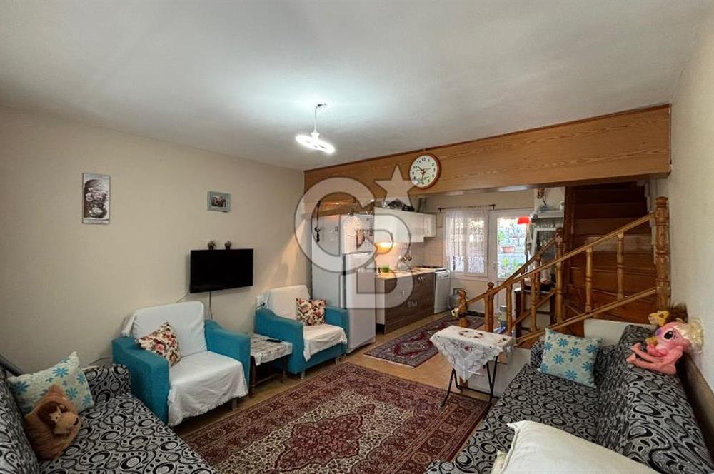İzmir Yeni Foça Doktorlar Sitesi Satılık 2+1 Dubleks Villa CB PH