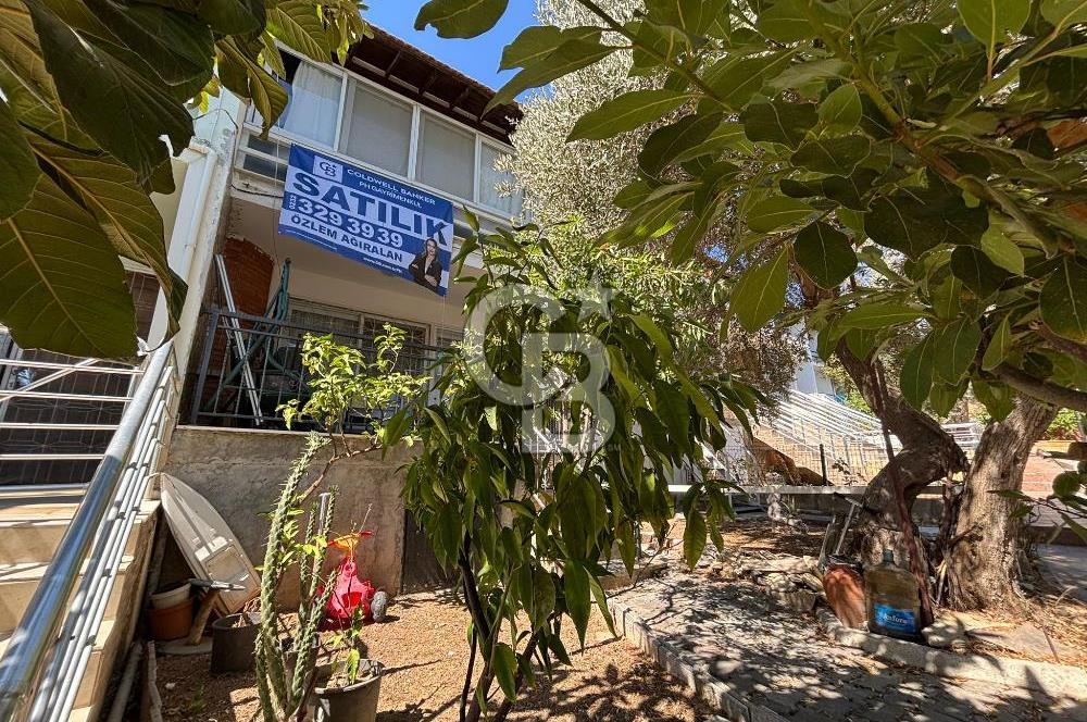 İzmir Yeni Foça Doktorlar Sitesi Satılık 2+1 Dubleks Villa CB PH