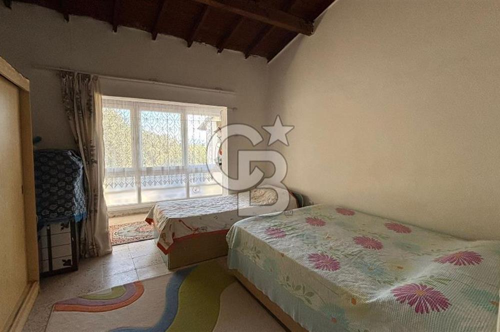İzmir Yeni Foça Doktorlar Sitesi Satılık 2+1 Dubleks Villa CB PH