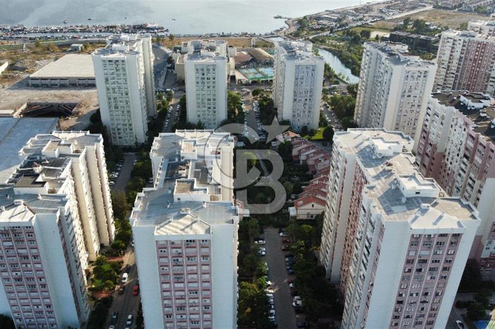 Mavişehir Selçuk Blokları'nda Tadilatlı Kiralık Köşe 4+1 Daire