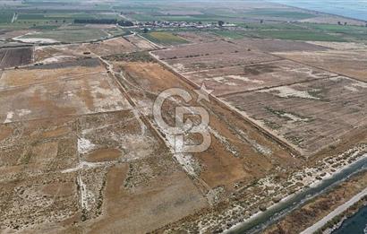 İzmir Menemen Süzbeyli' de 53 Dönüm Yol Cepheli Satılık Arazi